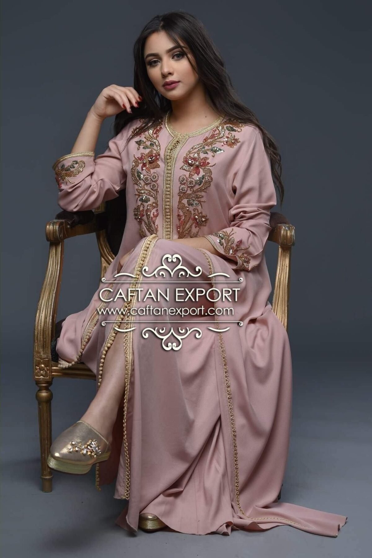 Caftan En Ligne Découvrez l'élégance intemporelle du caftan henna, une pièce traditionnelle marocaine magnifiquement ornée. Nos caftans en henna allient beauté et tradition pour des moments inoubliables. Explorez notre collection unique aujourd'hui !