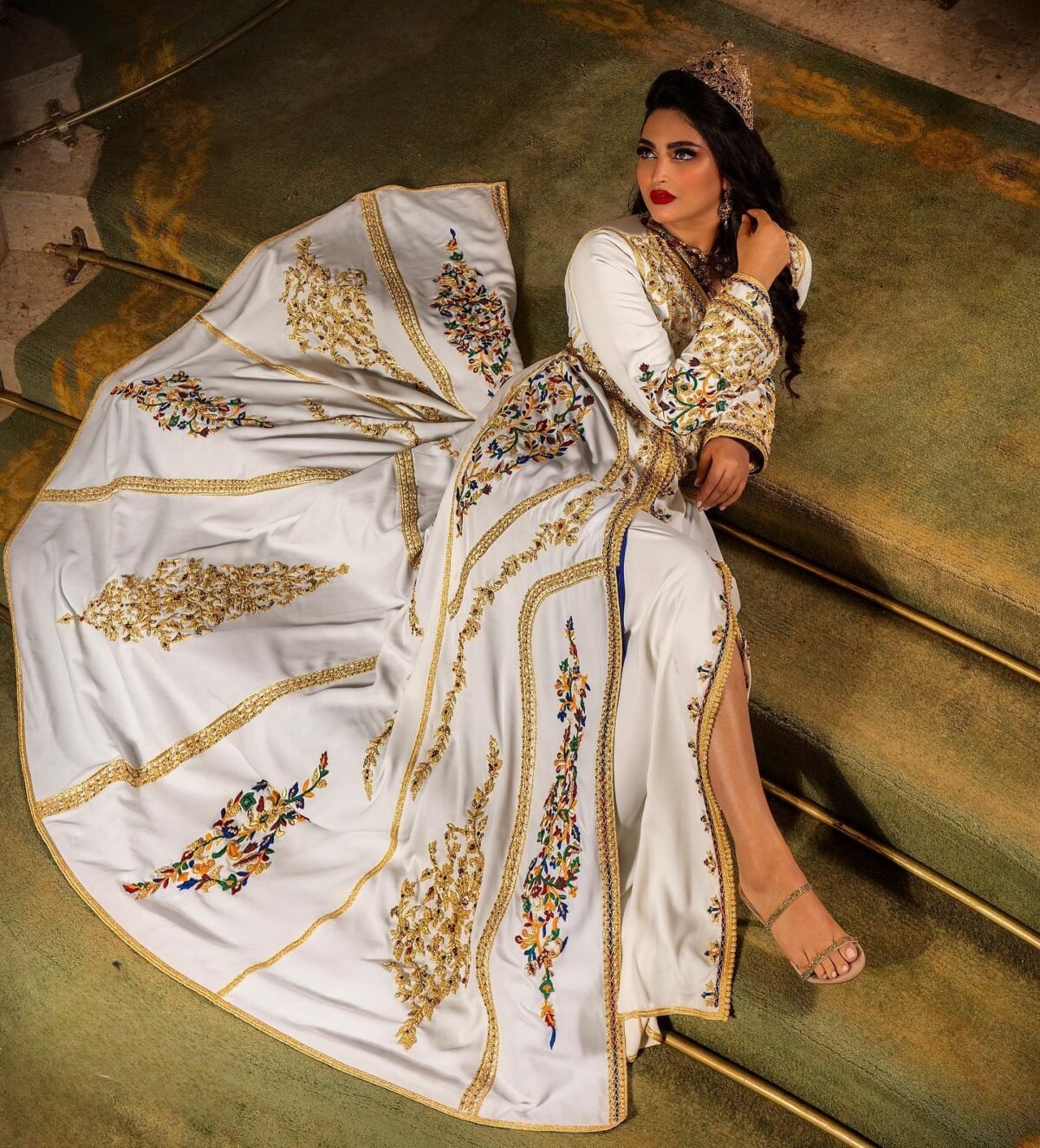 Caftan En Ligne Découvrez l'élégance intemporelle du caftan henna, une pièce traditionnelle marocaine magnifiquement ornée. Nos caftans en henna allient beauté et tradition pour des moments inoubliables. Explorez notre collection unique aujourd'hui !