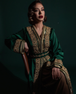 women's kaftan dresses Nos caftans marocains de mariage 2024 transcendent les frontières, séduisant les amoureux de la mode du monde entier. Une tenue qui incarne l'universalité de la beauté.